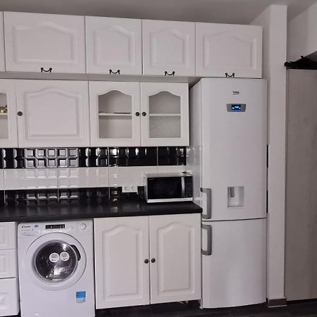 Apartament Regim Hotelier Elis Brasov Luaran gambar
